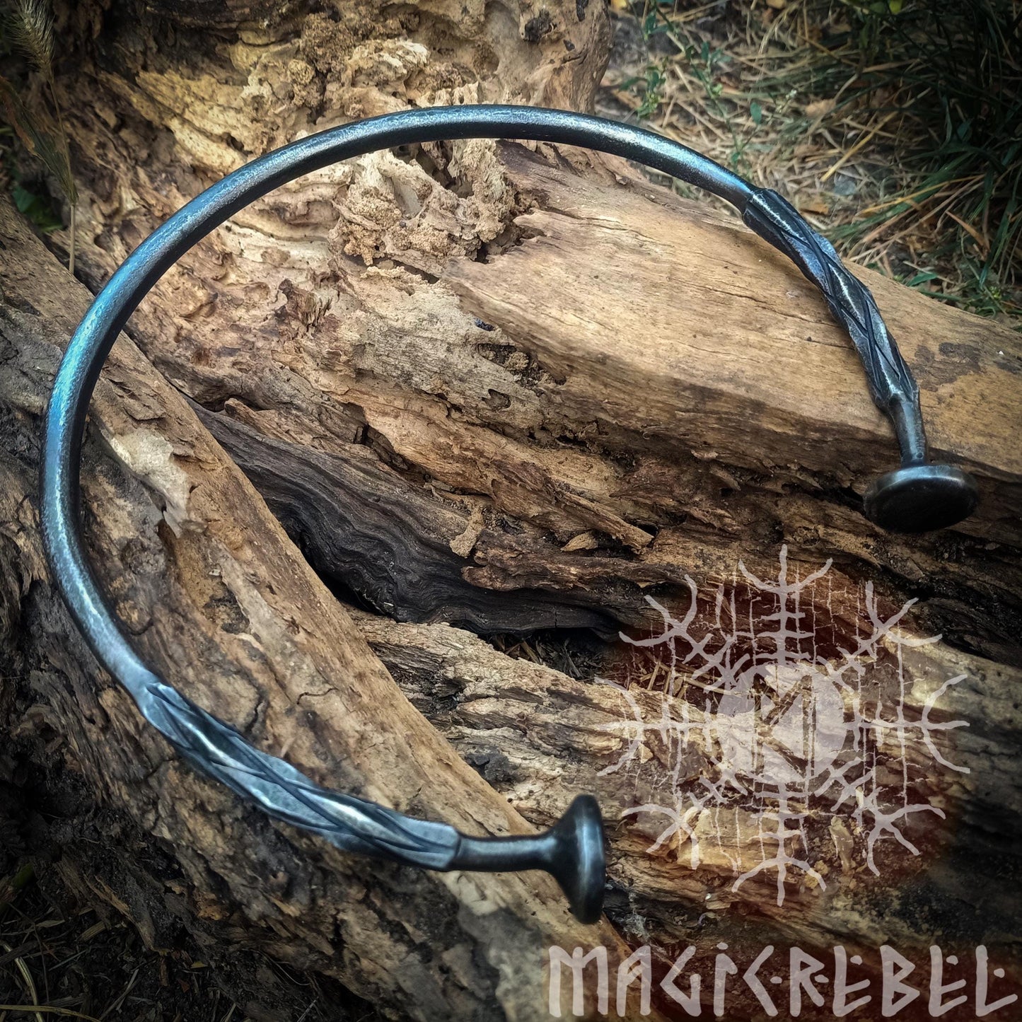 Forged Iron Neck Torc, Celtic Torque, Viking Torc, Medieval Nordic Torc, Hand-forged Torque, Costume Reenactment LARP Neck Ring