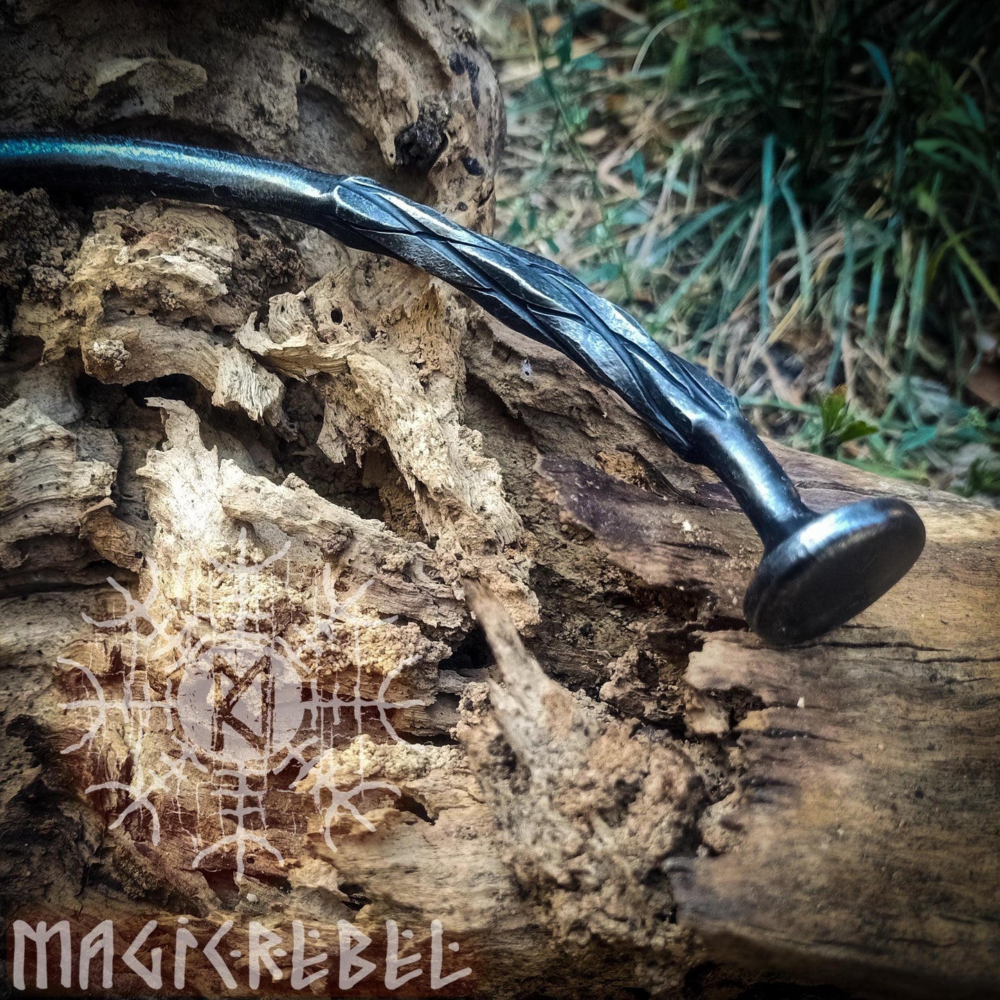 Forged Iron Neck Torc, Celtic Torque, Viking Torc, Medieval Nordic Torc, Hand-forged Torque, Costume Reenactment LARP Neck Ring