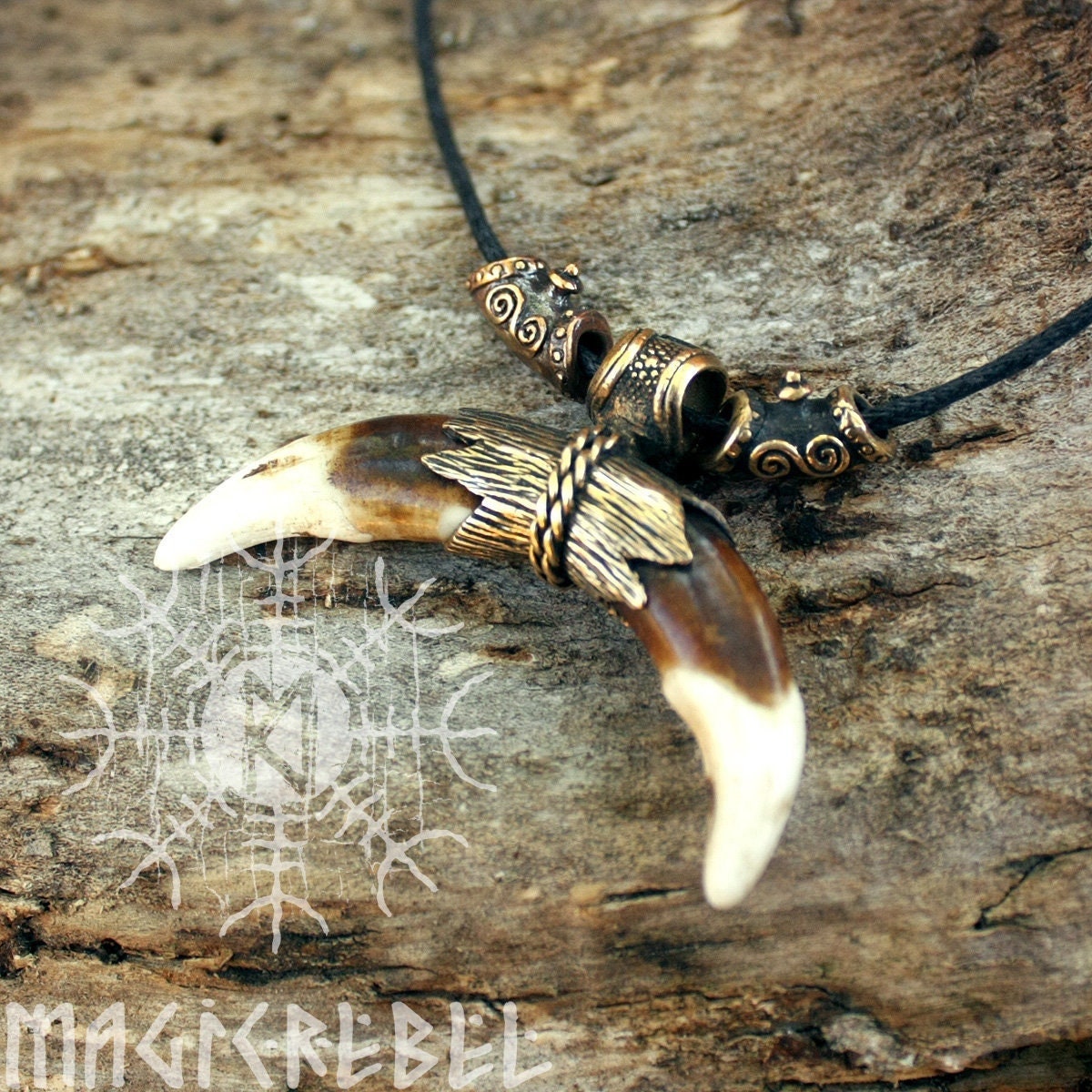 Viking Wolf Fangs Tribal Nordic Tusk Bronze Amulet Necklace
