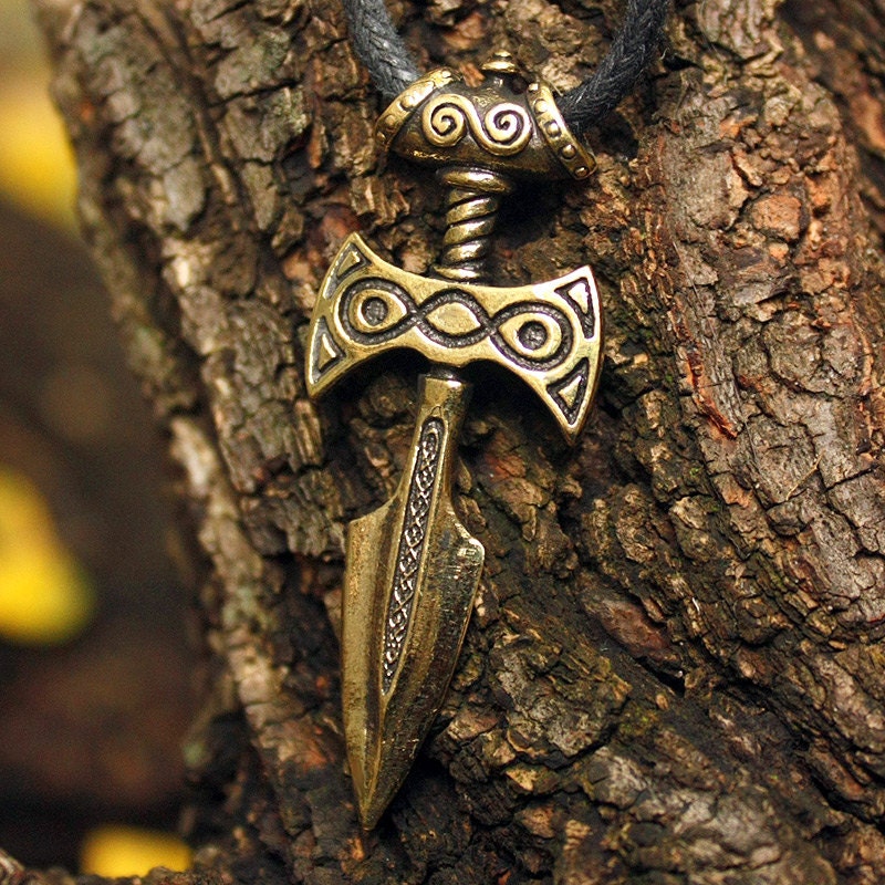 Talos Pendant, The Elder Scrolls Game Series 3D Pendant Bronze Necklace