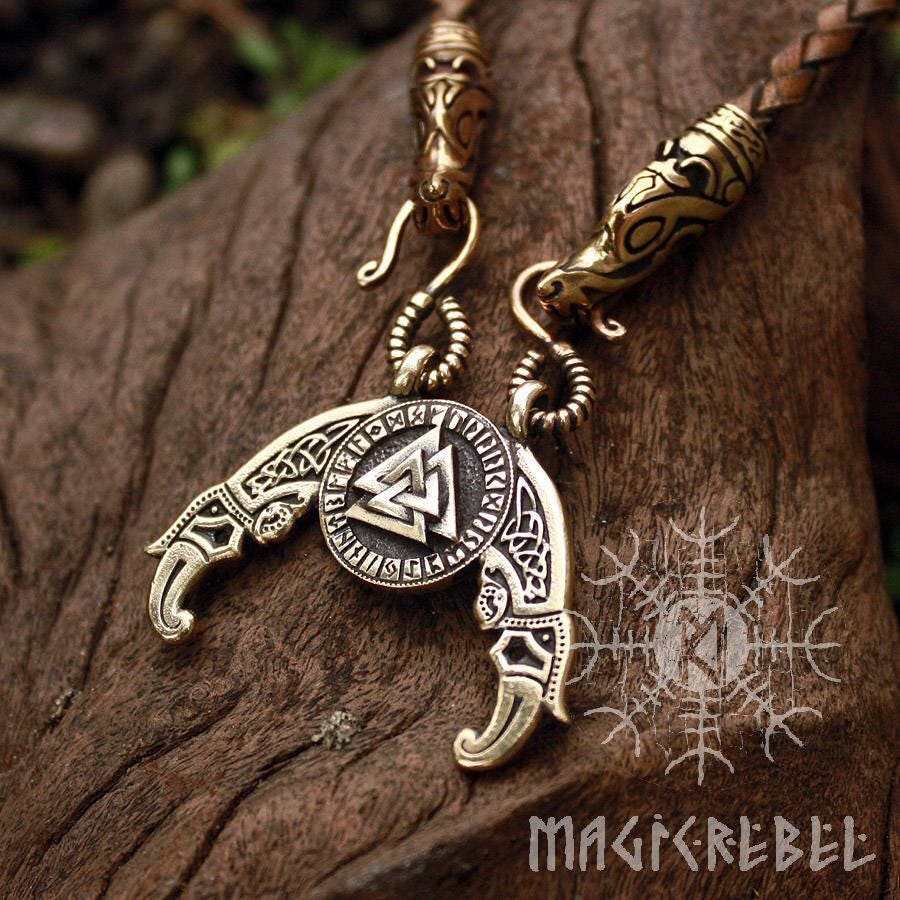 Viking pendant Valknut Futhark Odin Triple Horn Triskele Ravens Huggin Munnin Vikings Pendant Wolf Heads Leather Necklace Bronze