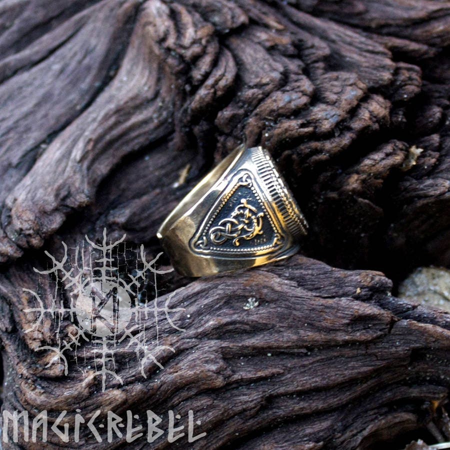 Viking Style Vegvisir Bronze Ring, Adjustable Size Nordic Futhark Jewelry